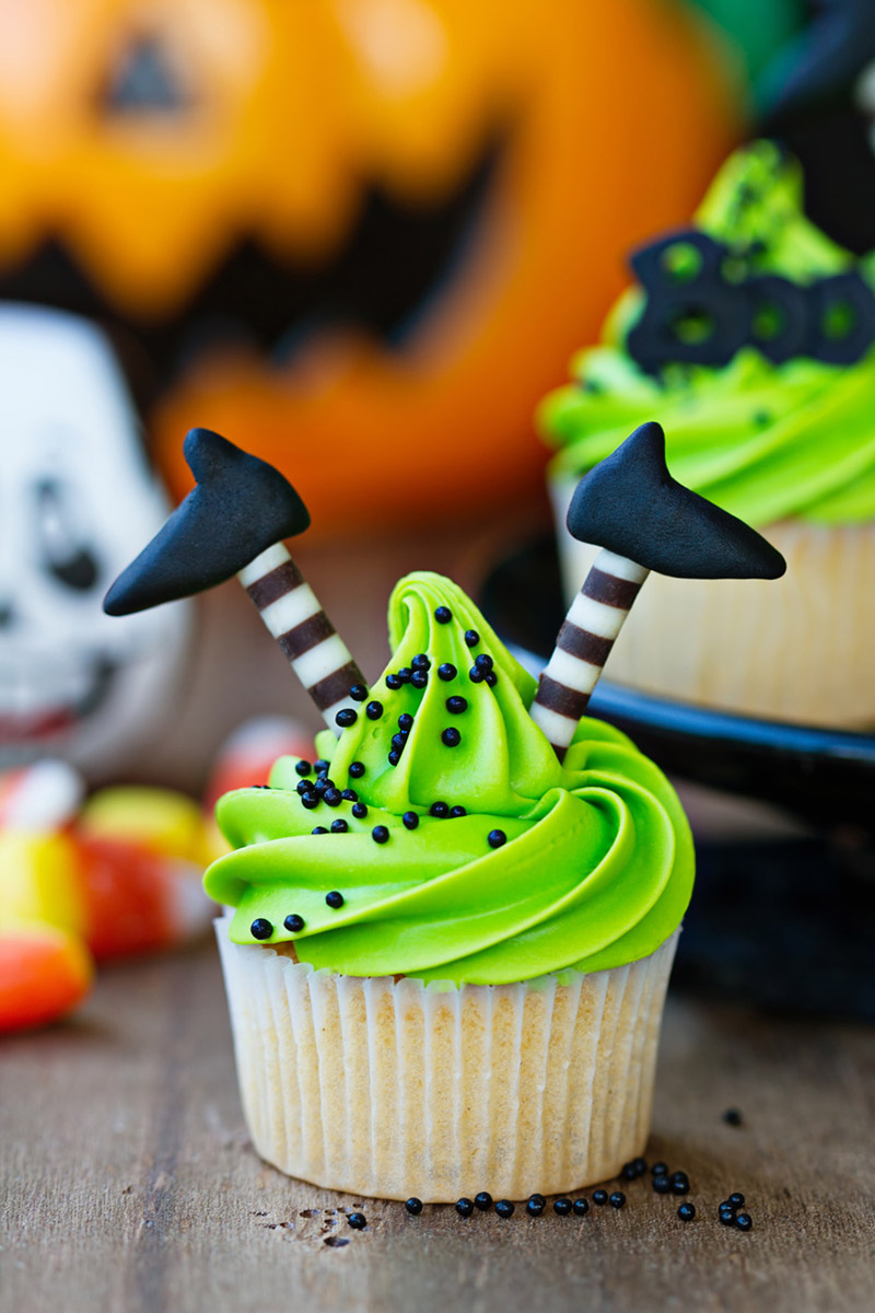 Cupcake bruja de Halloween
