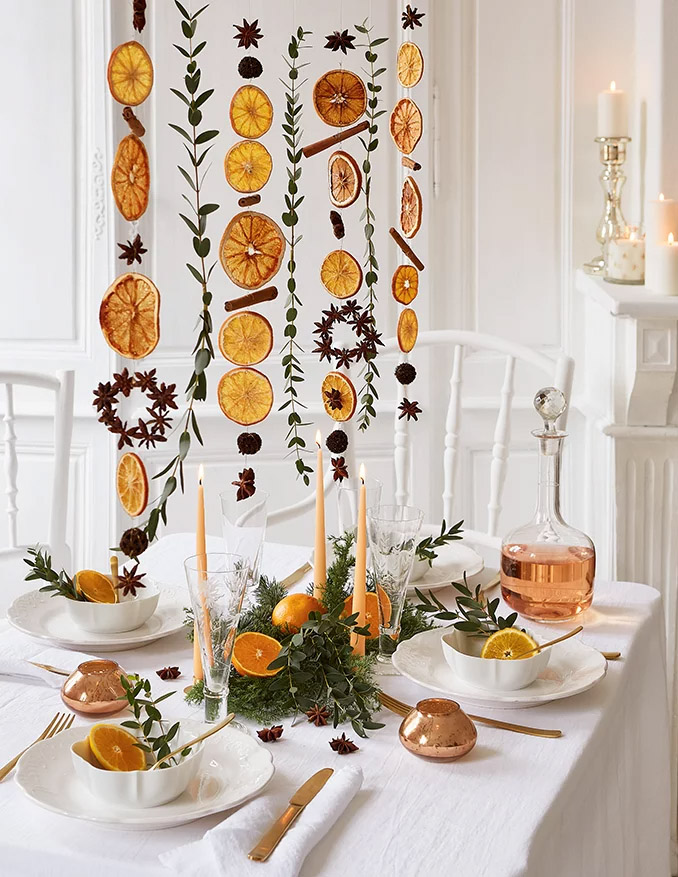 Mesa con decoración de otoño